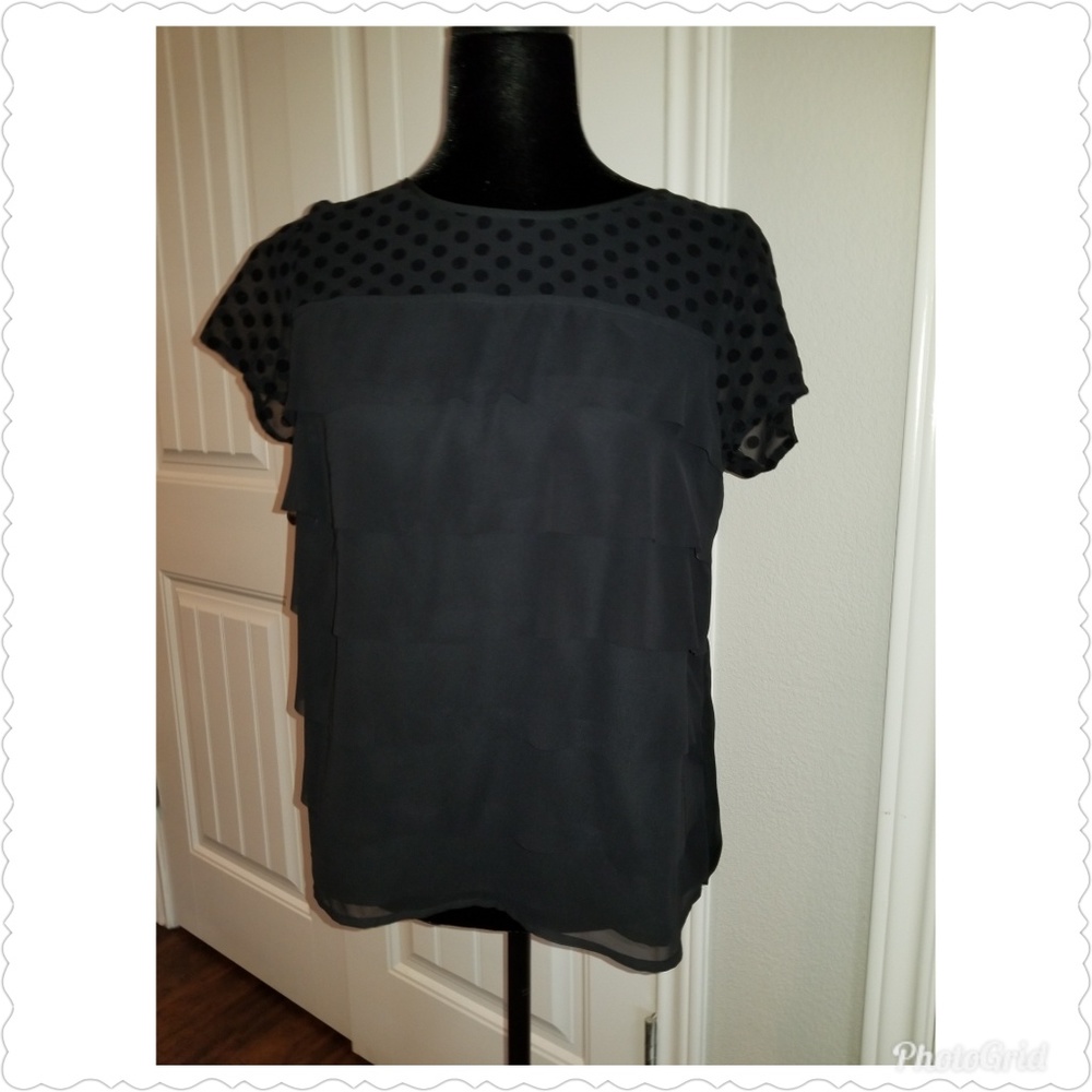 New Elle black top